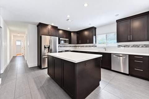 2630 NE 22nd Street, Pompano Beach FL - photo 9 of 36