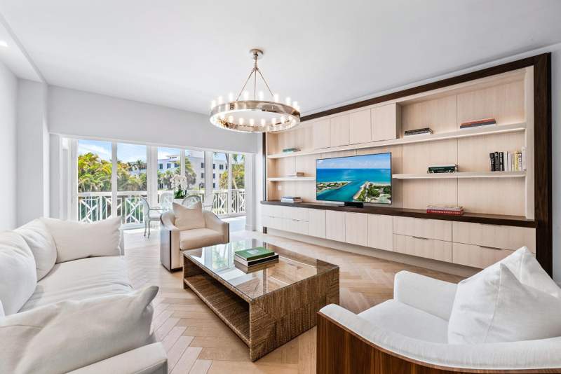 2 bedroom Condominium at 389 S Lake Drive #2g, Three Eighty Nine Corp Lessee, Palm Beach — photo 2