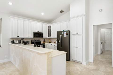 8268 Bob O Link, West Palm Beach FL - photo 11 of 33