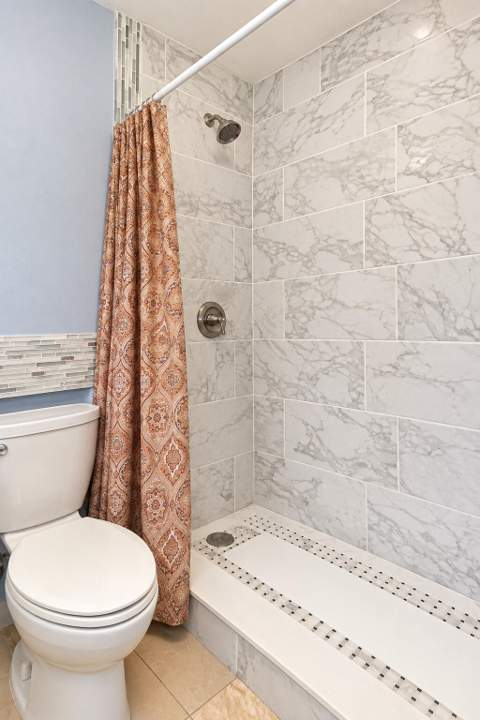 639 Madeline Court, West Palm Beach FL - photo 21 of 55