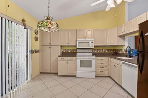 3210 Carambola Circle #S, Coconut Creek FL - photo 9 of 37