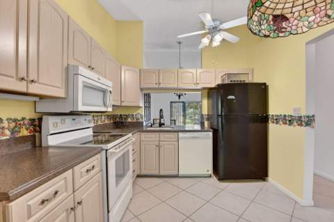 3210 Carambola Circle #S, Coconut Creek FL - photo 11 of 37