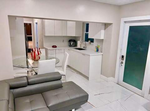 1155 Buchanan Street, Hollywood FL - photo 16 of 25