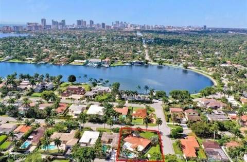 1155 Buchanan Street, Hollywood FL - photo 24 of 25