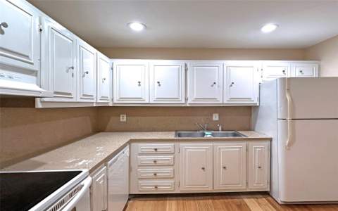 6317 Bay Club Drive #3, Fort Lauderdale FL - photo 8 of 33