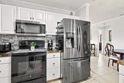 975 NW 67th Avenue, Margate FL - photo 9 of 16