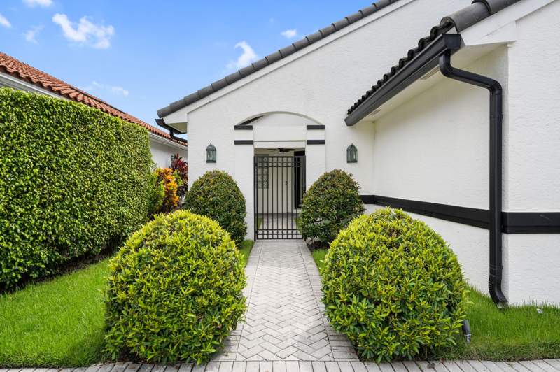 3 bedroom Single Family Residence at 8268 Bob O Link, Villas Of Ironhorse, West Palm Beach — photo 3