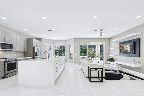 12579 Via Lucia, Boynton Beach FL - photo 7 of 56