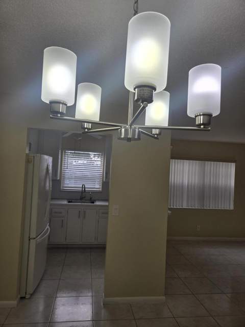 17 Cambridge A, West Palm Beach FL - photo 6 of 15