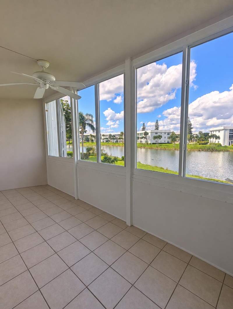 2 bedroom Condominium at 205 Wellington M, Wellington Condos, West Palm Beach — photo 2