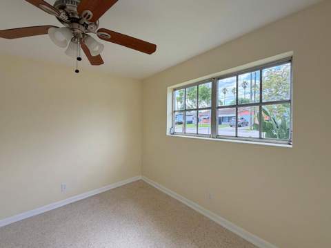 531 SW 11th Avenue, Hallandale Beach FL - photo 23 of 51