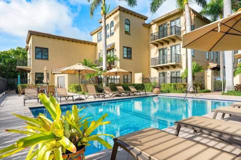 910 Via Villagio, Hypoluxo FL - photo 12 of 56