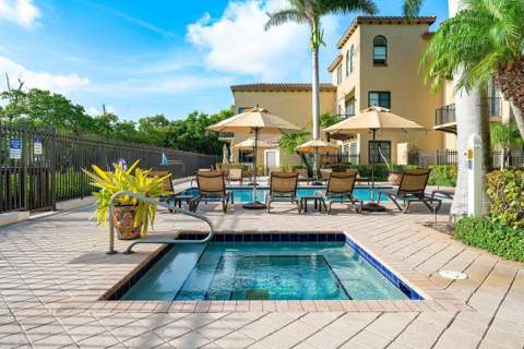 910 Via Villagio, Hypoluxo FL - photo 13 of 56