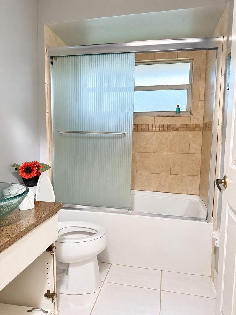 3 bedroom Single Family Residence at 197 Monterey Way, Saratoga At Royal Palm 4, Royal Palm Beach — photo 5