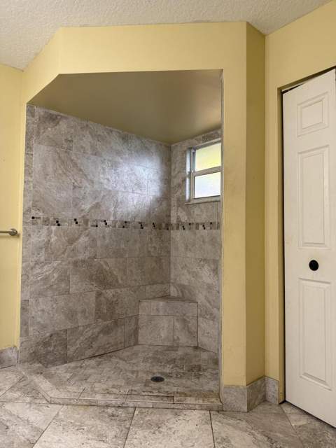 197 Monterey Way, Royal Palm Beach FL - photo 8 of 9