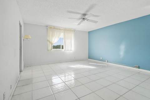 6768 10th Avenue #216, Lake Worth FL - photo 15 of 26