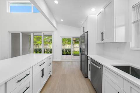 6045 Old Court Road #407, Boca Raton FL - photo 10 of 40