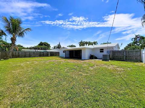 2621 NE 51st Court, Lighthouse Point FL - photo 14 of 30