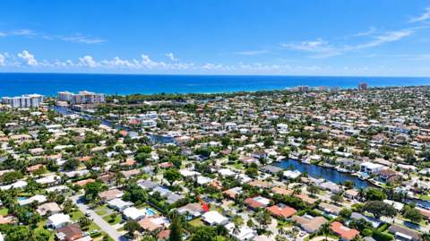 2621 NE 51st Court, Lighthouse Point FL - photo 17 of 30