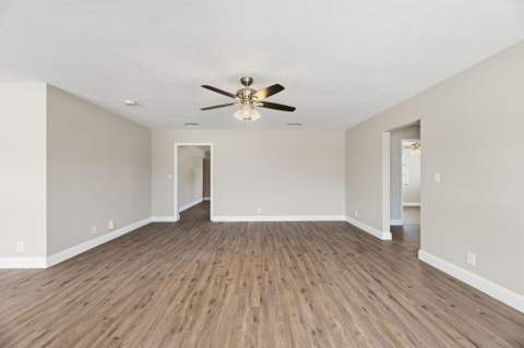 207 Bayberry Drive, Lake Park FL - photo 11 of 38