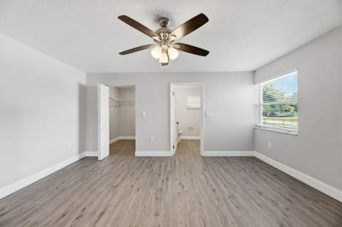 207 Bayberry Drive, Lake Park FL - photo 18 of 38