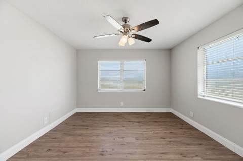 207 Bayberry Drive, Lake Park FL - photo 20 of 38