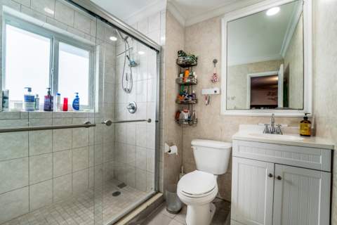 1040 Crystal Lake Drive #Unit 3, Pompano Beach FL - photo 24 of 36