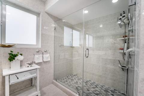 1040 Crystal Lake Drive #Unit 3, Pompano Beach FL - photo 20 of 36