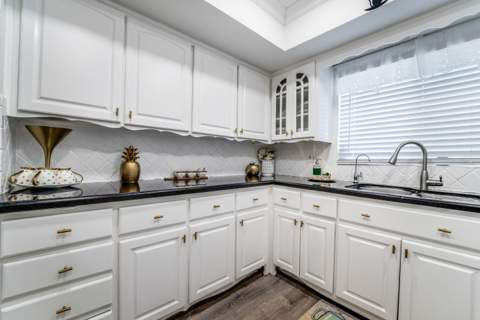 1040 Crystal Lake Drive #Unit 3, Pompano Beach FL - photo 13 of 36