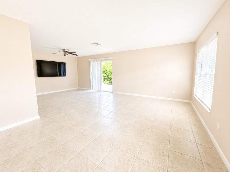 2 bedroom Villa at 4725 SE Teri Place, Southern Pines, Stuart — photo 5