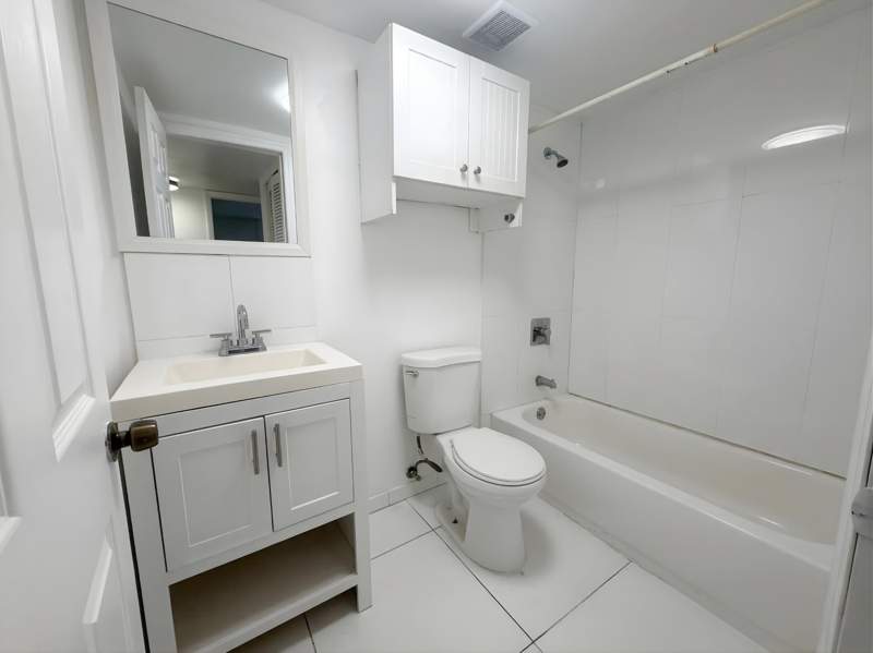 2 bedroom Condominium at 3600 NW 21st Street #406, Sunset Hills I Condominium, Lauderdale Lakes — photo 4