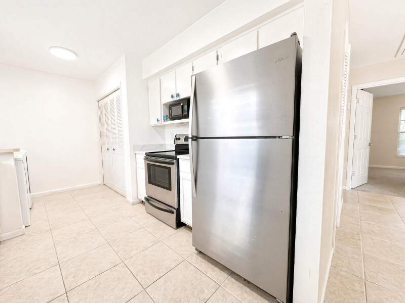 2 bedroom Villa at 4725 SE Teri Place, Southern Pines, Stuart — photo 3