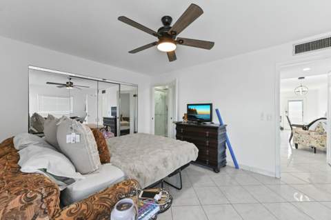 528 Burgundy K Avenue, Delray Beach FL - photo 15 of 32