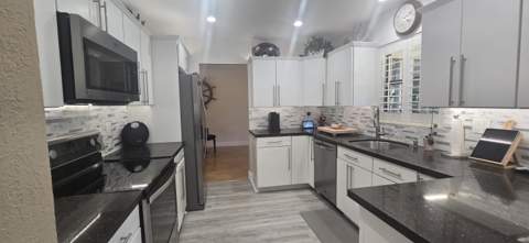 729 NW 23rd Lane, Delray Beach FL - photo 19 of 42