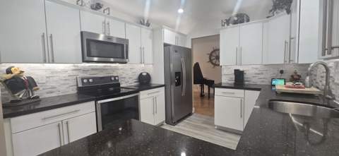729 NW 23rd Lane, Delray Beach FL - photo 20 of 42