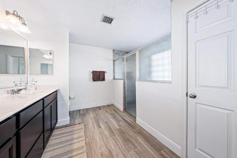 312 Palm Breezes Drive, Fort Pierce FL - photo 18 of 39
