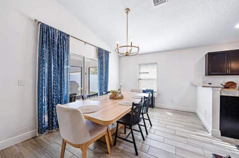 312 Palm Breezes Drive, Fort Pierce FL - photo 13 of 39