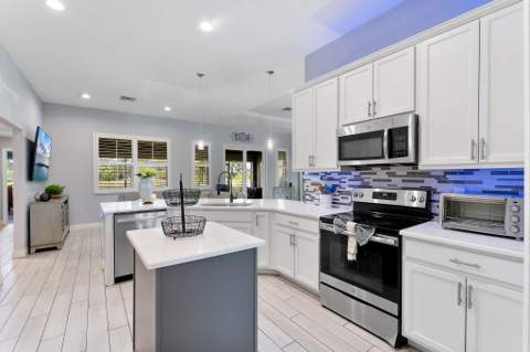 2126 SW Alminar Street, Port St. Lucie FL - photo 13 of 47
