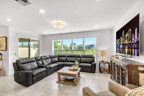 19557 Broad Shore Walk, Loxahatchee FL - photo 8 of 66