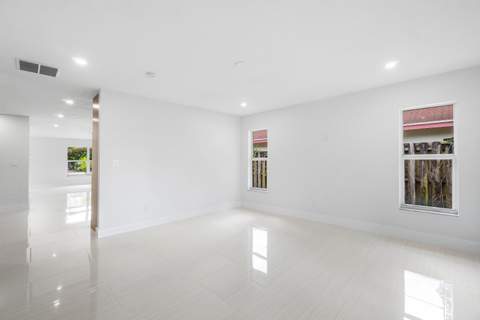 4879 Lincoln Road, Delray Beach FL - photo 14 of 29