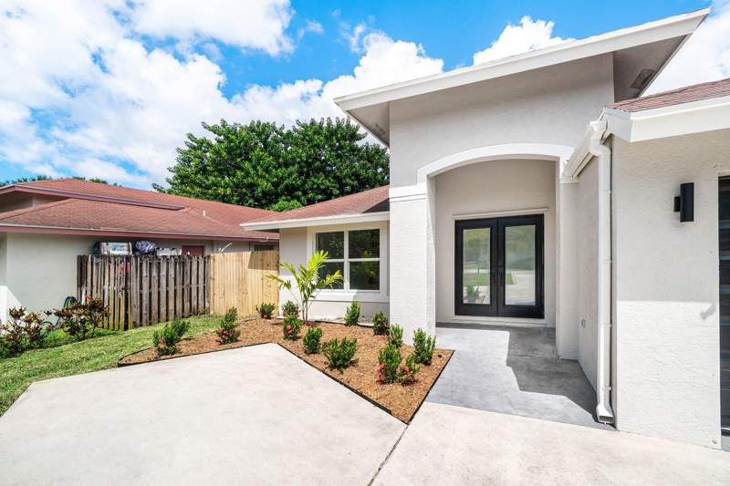 3 bedroom Single Family Residence at 4879 Lincoln Road, Country Club Acres , Delray Beach — photo 4