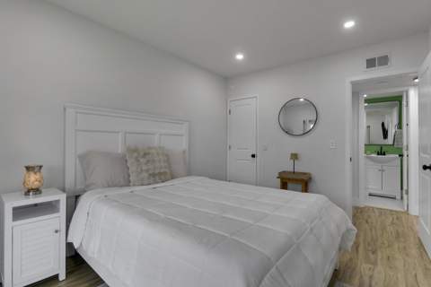 112 Salisbury #E, West Palm Beach FL - photo 15 of 25