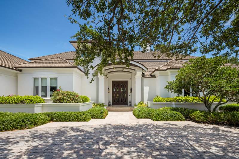 5 bedroom Single Family Residence at 17965 SE Village Circle, Jupiter Hills Village, Tequesta — photo 4