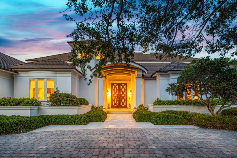 5 bedroom Single Family Residence at 17965 SE Village Circle, Jupiter Hills Village, Tequesta — photo 5