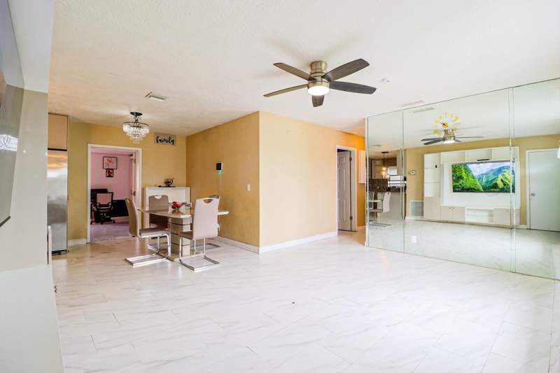 4 bedroom Single Family Residence at 219 NE 6th Avenue, Sutton Manor, Boynton Beach — photo 4