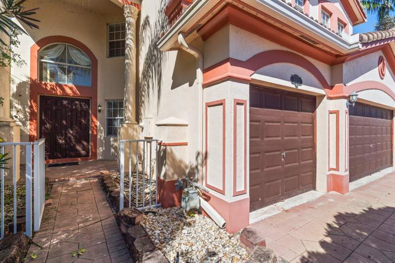 5 bedroom Single Family Residence at 10633 Old Hammock Way, Black Diamond Ph 2, Wellington — photo 2