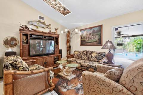1758 SE Duma Terrace, Port St. Lucie FL - photo 7 of 42