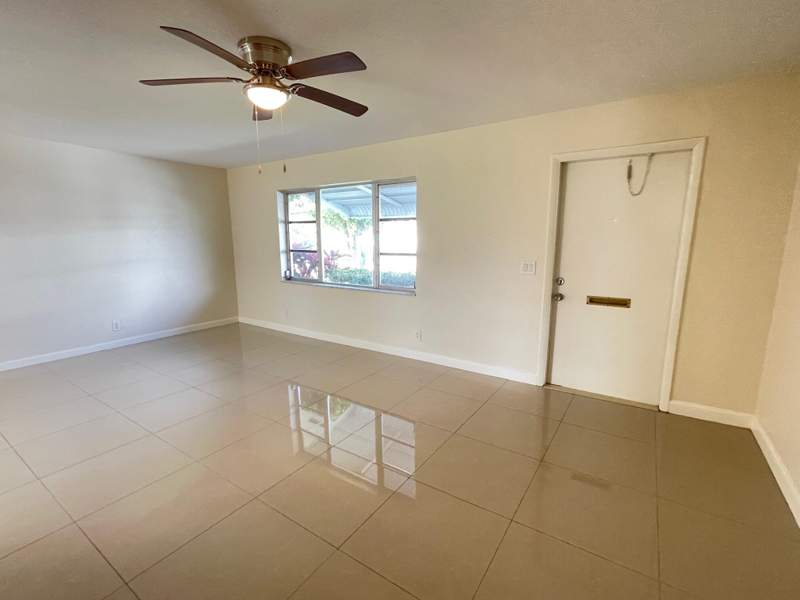 2 bedroom Single Family Residence at 1304 SW 15th Street, Palm Beach Leisureville Sec 9, Boynton Beach — photo 5