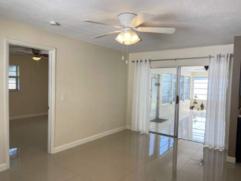 1304 SW 15th Street, Boynton Beach FL - photo 8 of 31