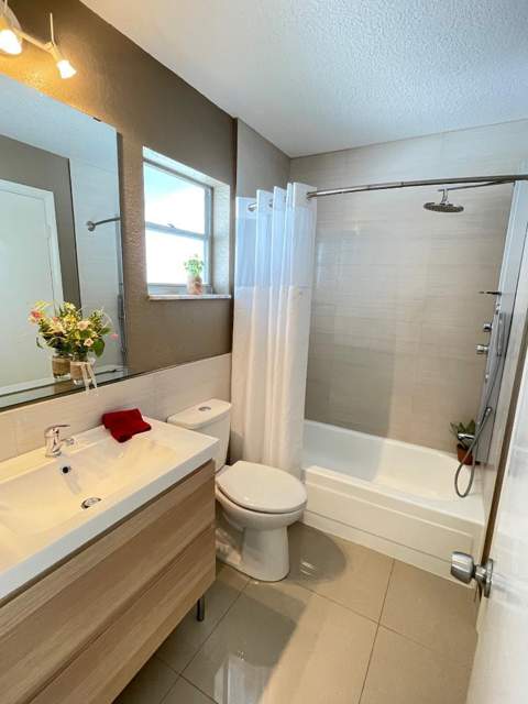1304 SW 15th Street, Boynton Beach FL - photo 20 of 31
